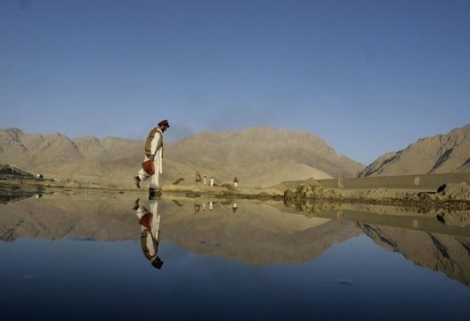 لن تصدقوا ماذا فعل هذا الرجل بزوجته بسبب الغيرة!