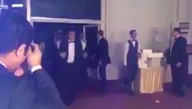 فيديو لأغرب زفاف.. شاهدوا ماذا فعل العريس بالشورت!!