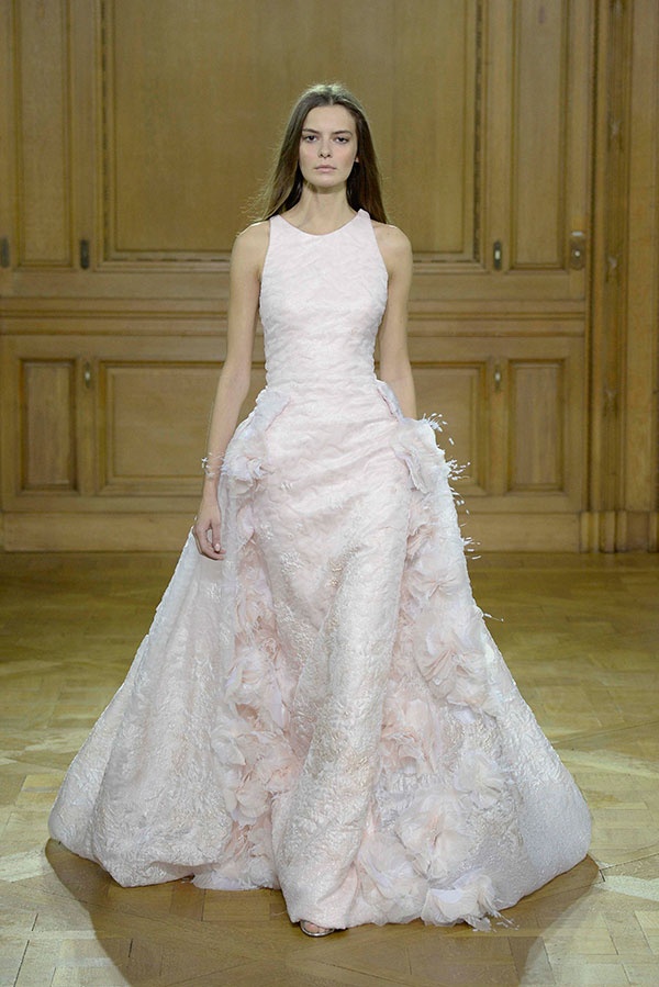 شاهدوا مجموعة جورج شقرا لربيع وصيف 2016 من باريس