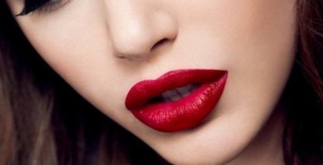 بالفيديو- سرّ الشفاه الجميلة في 15 ثانية