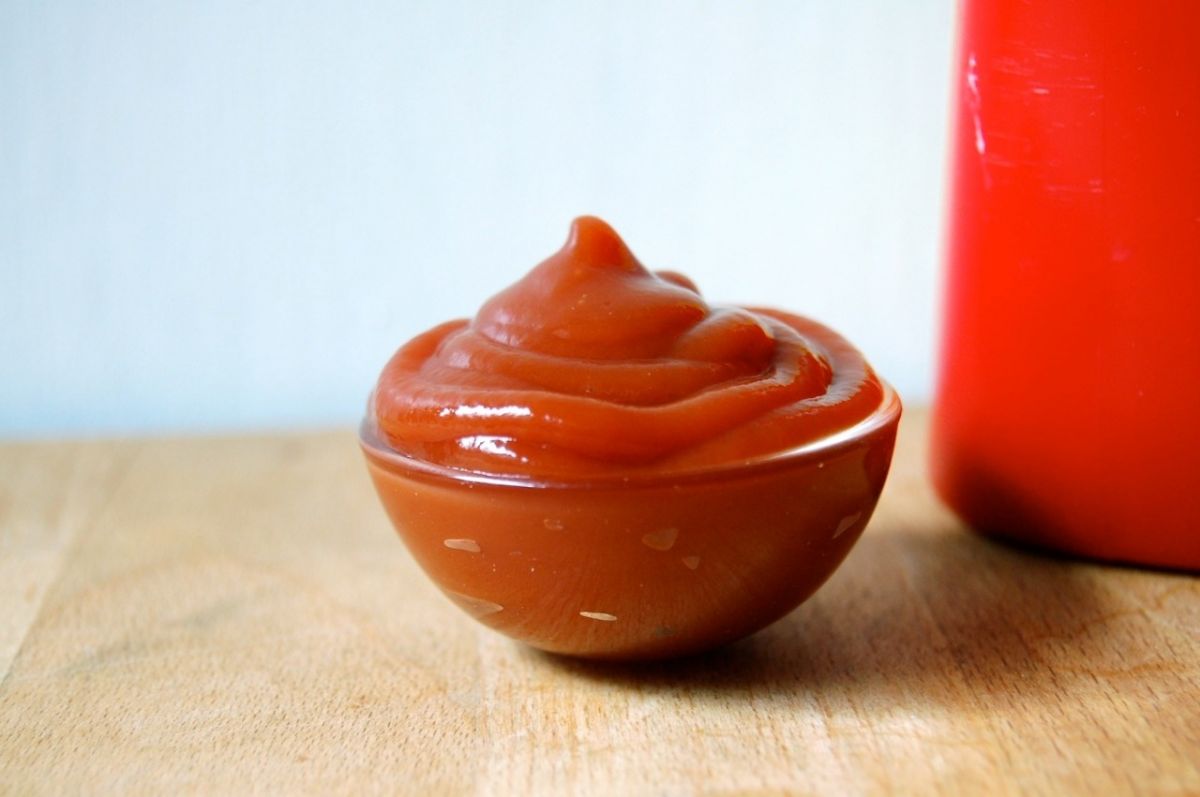 لهذه الأسباب يجب أن تتوقف عن تناول الكاتشب!