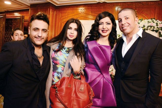 العروسان ومحمد رحيم وزوجته