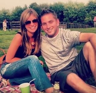 فيديو رائع - شاب يتقدم للزواج من حبيبته بطريقة مميزة.. ماذا فعل؟