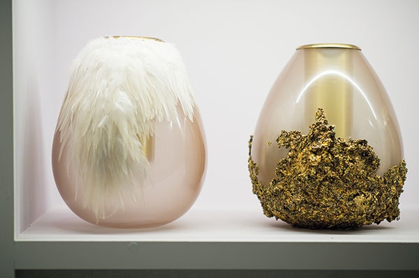 صياغة مثيرة لأكسسوارات منفّذة بروحية «الهوت كوتور»
