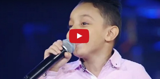 هل تذكرون طفل The Voice Kids الطريف بلا أسنان؟ شاهدوه يفوز مرة جديدة