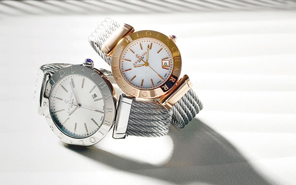 ساعة Charriol 
Alexandre C Night Masks
تناسب المرأة والرجل