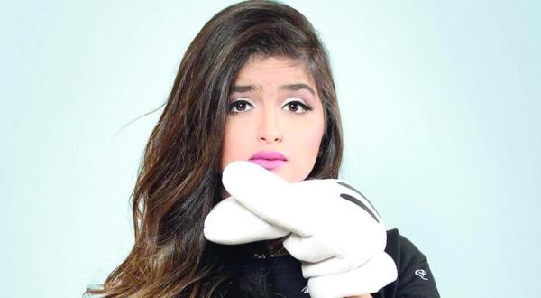 حلا الترك تتحدث عن علاقتها بزوجة والدها دنيا بطمة.. وماذا عن سعد لمجرد؟