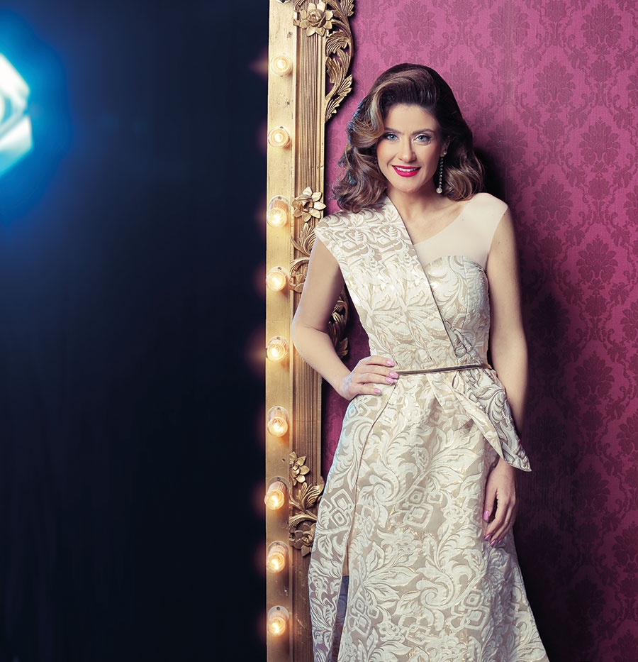 هيدي كرم: ابني هو كل حياتي ولا أفكر في الزواج