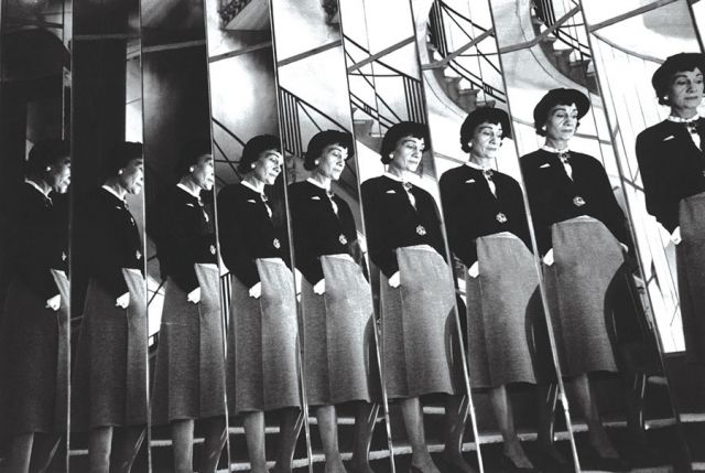 بين سومور وباريس نُسجت حكاية كوكو شانيل