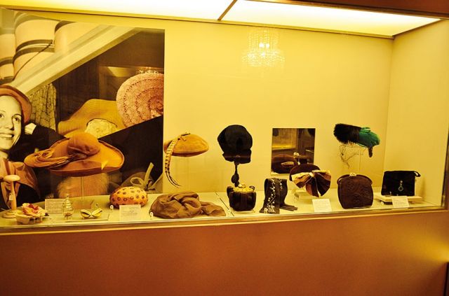 بين جونين وبوينس آيرس وُلدت إيفا بيرون المناضلة