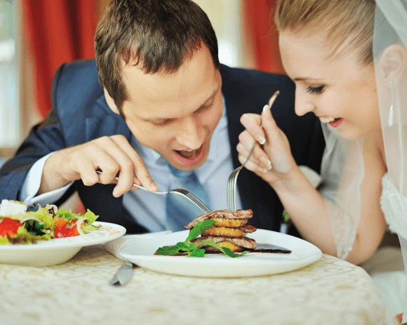 الأطعمة المعززة للعلاقة الزوجية الحميمة... بذور السمسم ابرزها