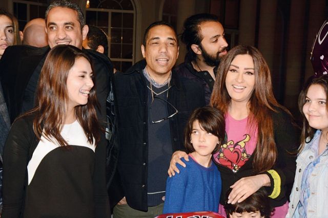 لطيفة ومخرج مسلسلها