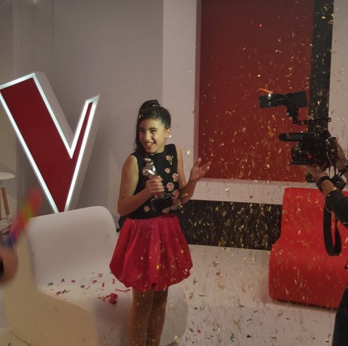 بالصور- لين الحايك قريبة فنّانات لبنانيات شهيرات.. من هن؟