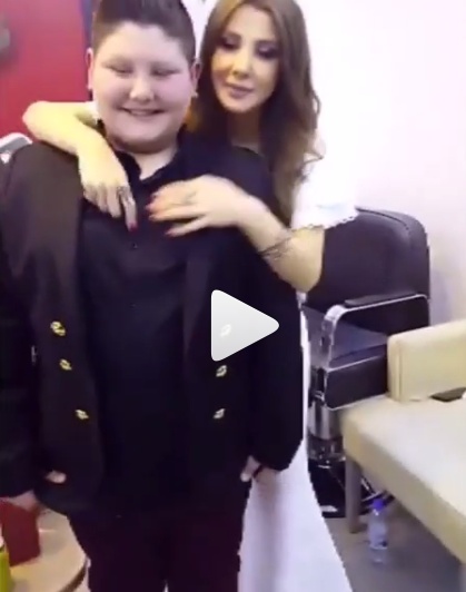 بالفيديو - شاهدوا ماذا فعلت نانسي عجرم بزين عبيد في كواليس The Voice Kids