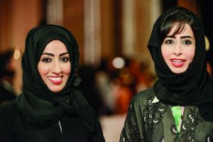 شقيقات لا يفترقن... تجمعهن جينات الإبداع والموهبة