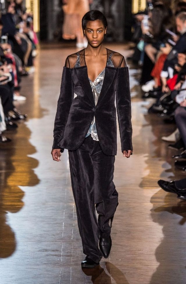 Stella McCartney - صيحة الأسلوب الرجالي لامرأة عصرية وقوية
