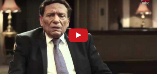 بالفيديو - شاهدوا دموع وتأثر عادل إمام خلال حديثه عن وفاة والدته