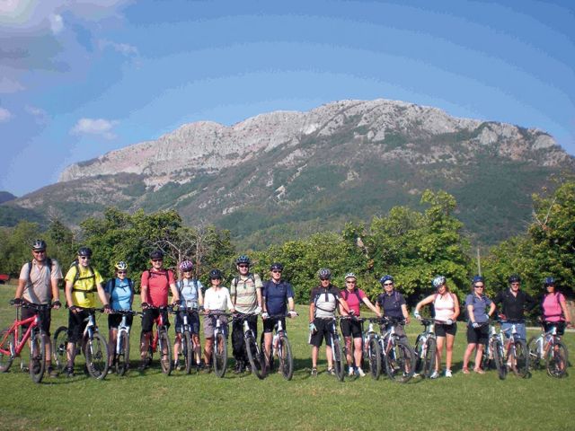 توسكانا الإيطالية وركوب الدراجة الهوائية 