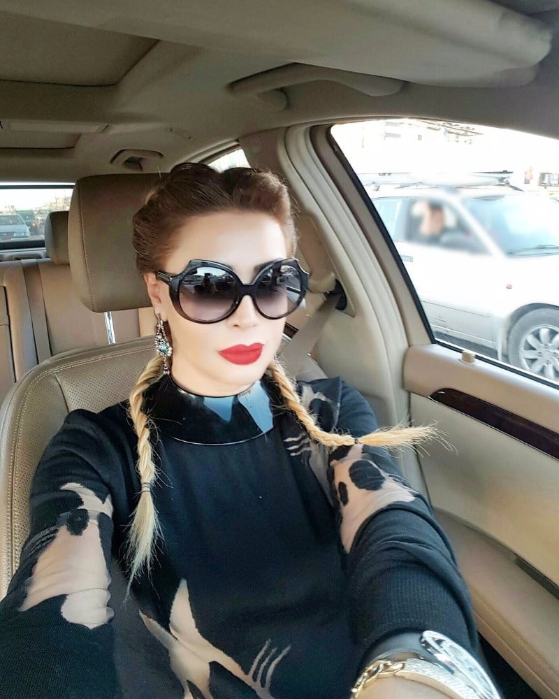 من سبق نوال الزغبي على تسريحة الضفائر من النجمات العالميات؟