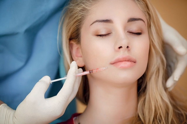 البوتوكس قبل ظهور التجاعيد!! شاهدي الفيديو