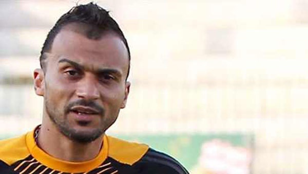 بالصورة - شاهدوا الرجل الذي اتهم إبراهيم سعيد زوجته بالزنا معه