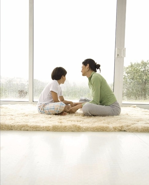 الحوار مفتاح الدخول إلى عوالم أبنائك