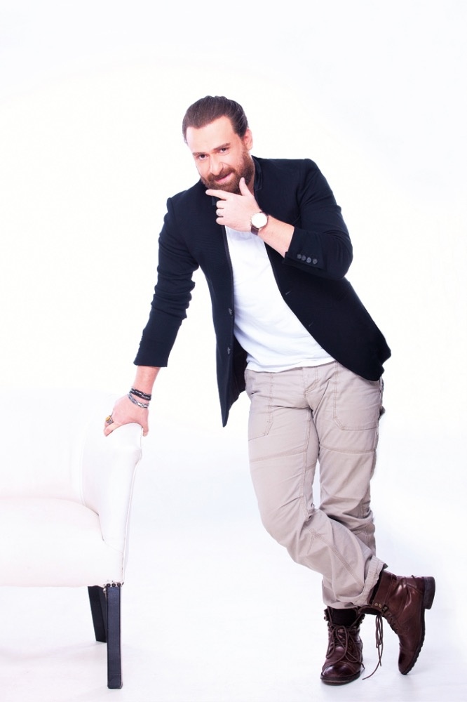 نضال الشافعي: زوجتي أصيلة ووراء أي نجاح أحققه