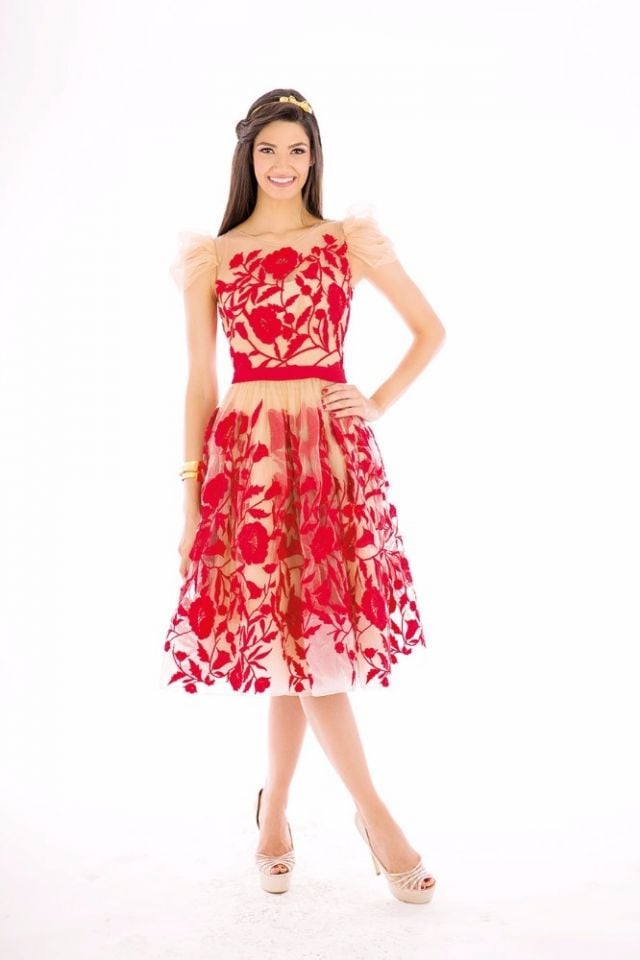 تارا عماد: تفتقد المرأة المصرية جزءاً من ثقتها بنفسها...