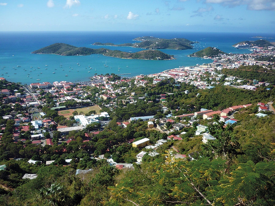 عيشي الربيع على نمط مدن العالم وجزره السابحة في بحوره