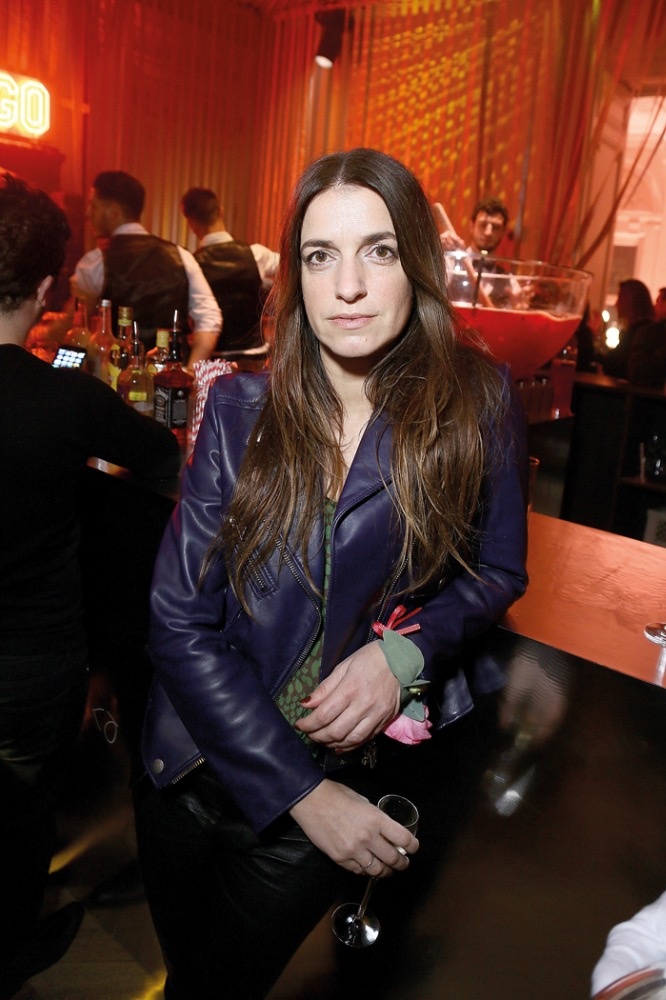 حفل غنائي ضخم لمناسبة افتتاح بوتيك Coach في باريس