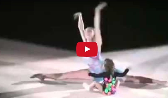 بالفيديو - راقصة باليه تشغل مواقع التواصل بعرض رائع مع طفلتها الصغيرة وتحصد ملايين المشاهدات!