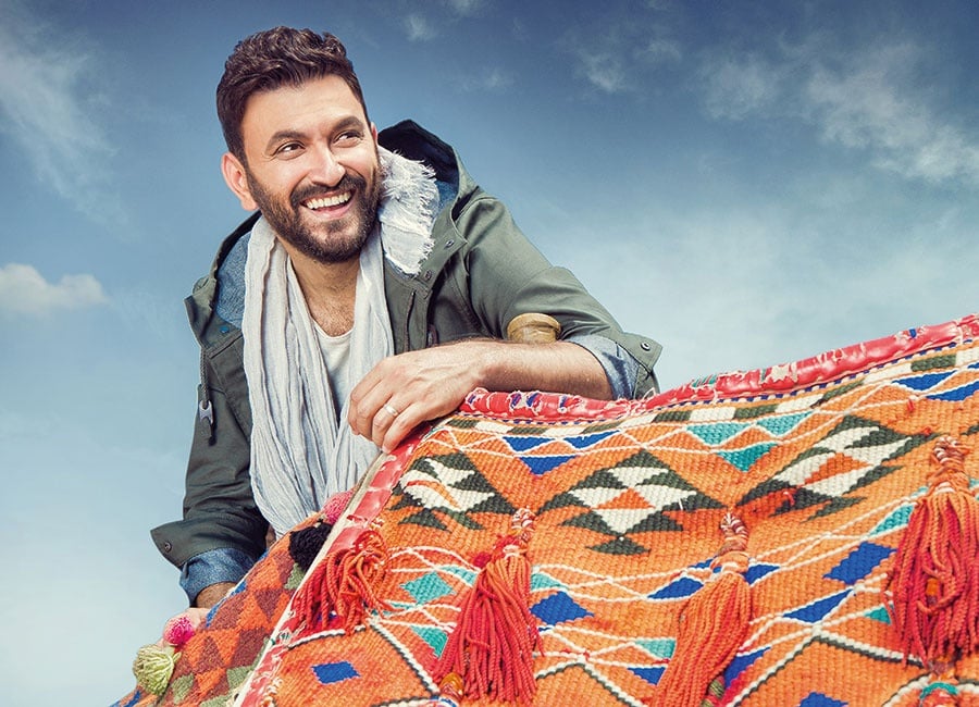 كريم محسن: لا أستطيع أن أوفي حق زوجتي مهما تحدّثت