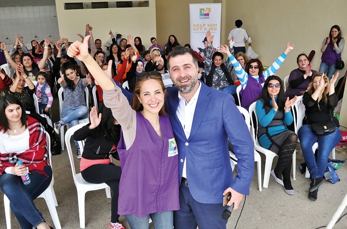 ماريتا الحلاني تحتفل مع «بسمة» بعيد الأم