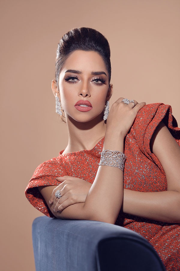 بلقيس في دويتو مع مطرب عالمي هو 