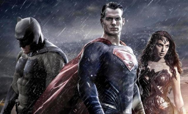 الجمهور والممثلون العرب يدفعون لمشاهدة ممثلة إسرائيلية متطرفة في 