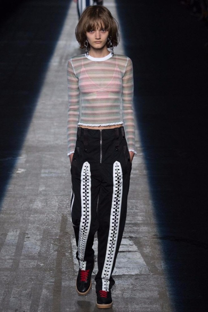 Alexander wang
Alexander wang