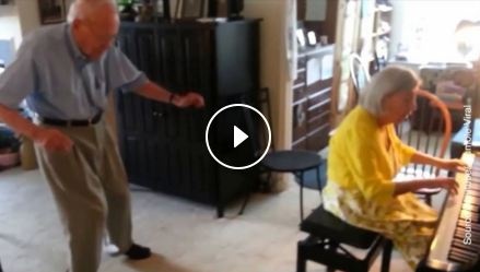 فيديو مؤثر- ليس هناك عمر لنحب ونفرح