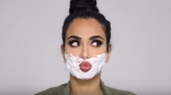 بالفيديو – حيلة من خبيرة تجميل لبشرة من دون شعر: موس الحلاقة!