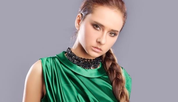 بعد خبر خطوبتها.. نيللي كريم توجه رسالة قوية!