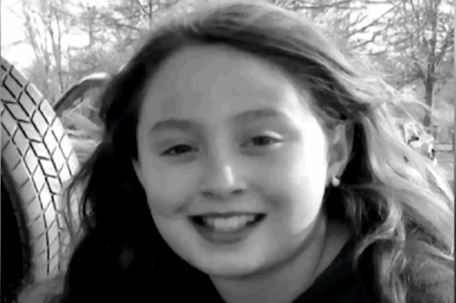 بالفيديو - وفاة طفلة بعد تناولها 