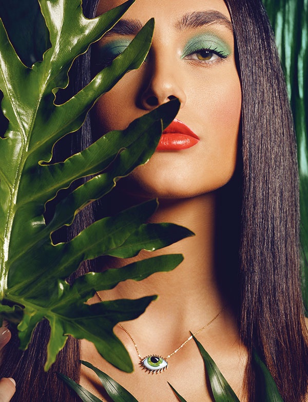 جميلة الأمازون