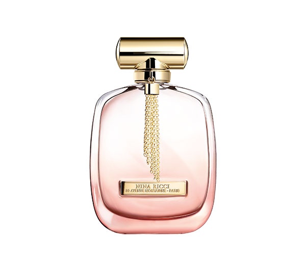 Nina Ricci L'Extase Caresse de Roses Eau de Parfum Legere أنثوي جذاب، بنغمات الفاوانيا، البنفسج، الورد، والمسك الأبيض. 