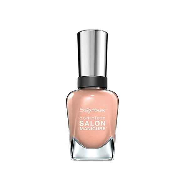 طلاء أظافر يحاكي الموضة