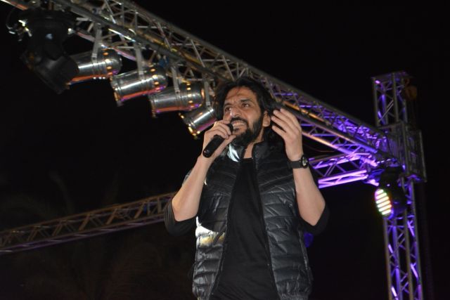 بالصور- بهاء سلطان في أول حفل بعد أزمته مع نصر محروس