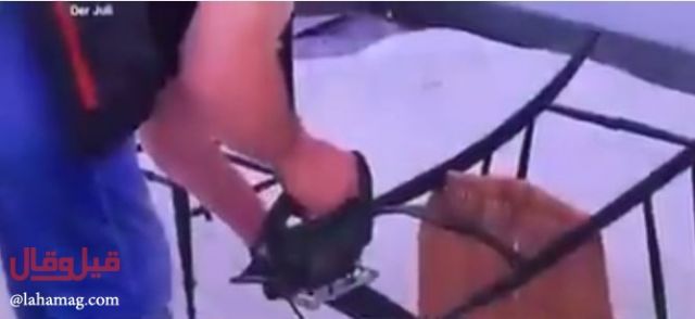 فيديو غريب – محكمة قضت لزوجته بنصف ممتلكاته.. لن تصدقوا ماذا فعل!