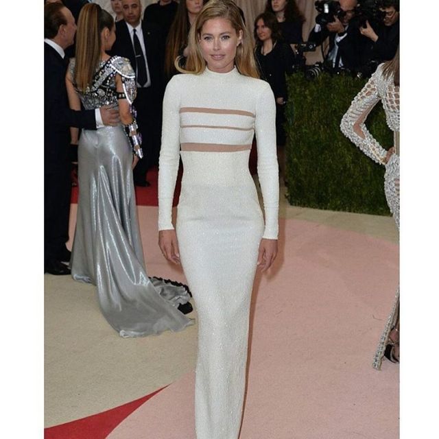 Doutzen Kroes in Balmain