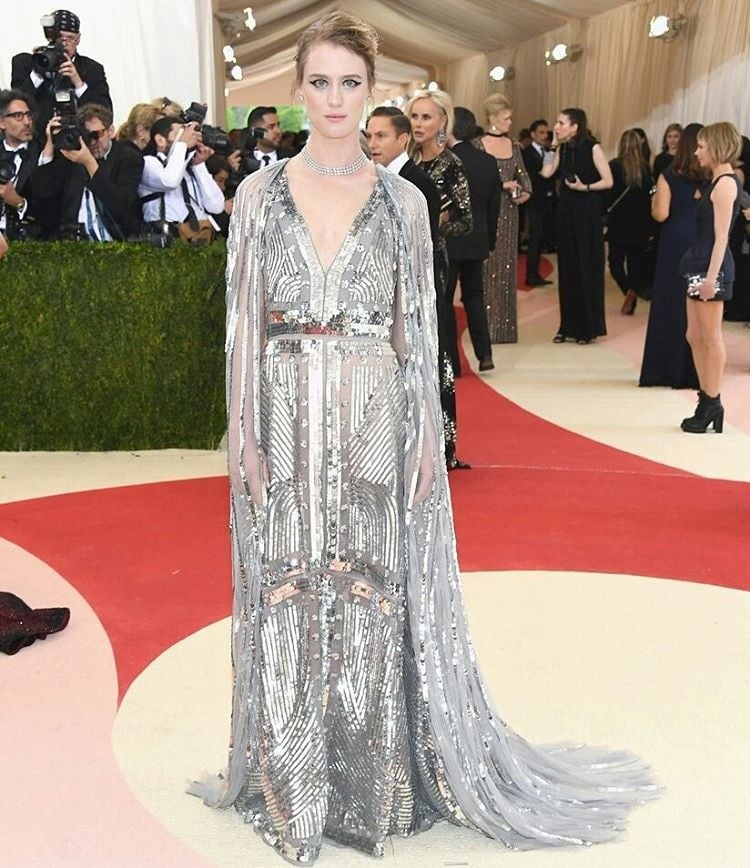 Mackenzie Davis in Altuzarra