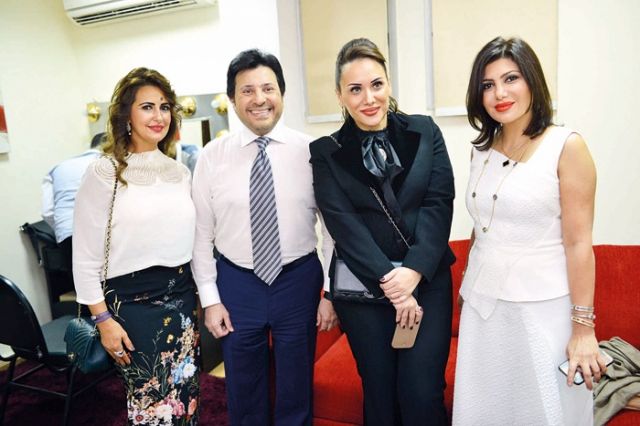 مع المعجبات