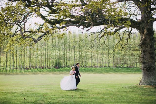 إرلندا زفاف بلمسة الأميرات 