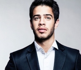 أدهم نابلسي في القفص الذهبي؟! من هي زوجته؟